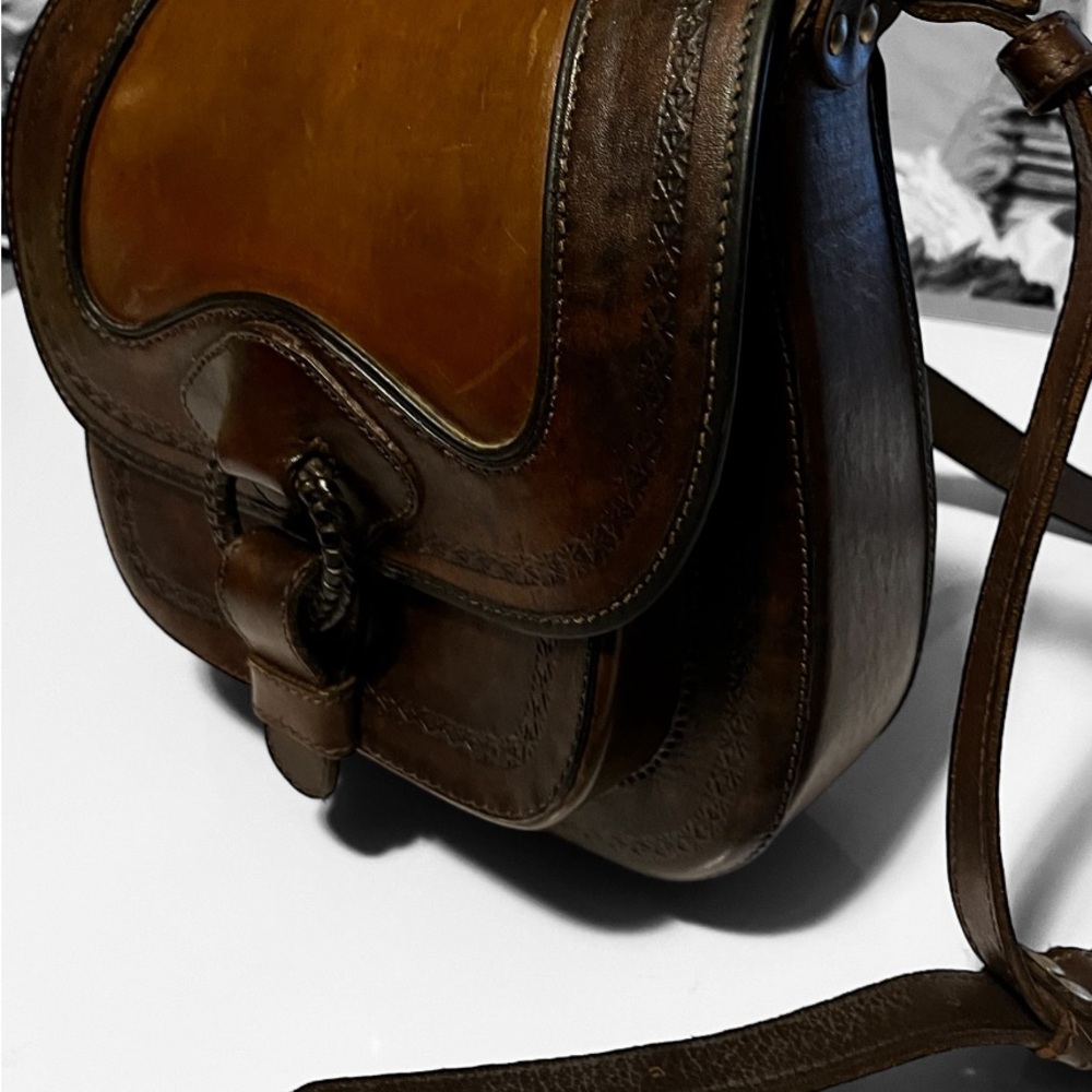 ANNA CAINZO 100% Natural Tooled Leather Crossbody Brown Saddle Bag